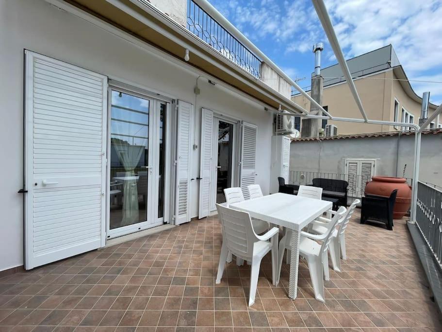 Casa In Centro Ischia Porto Forever Four ภายนอก รูปภาพ